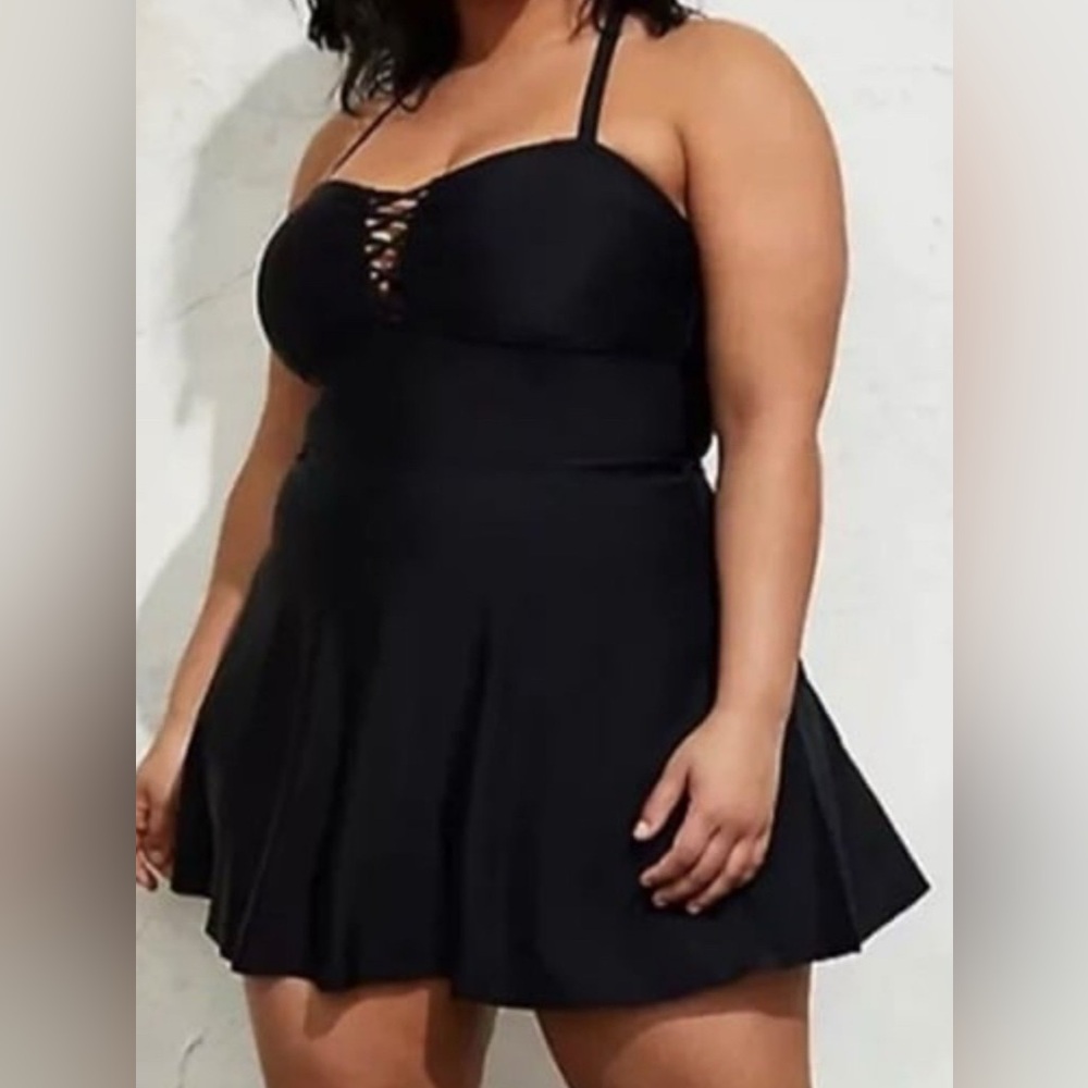 Torrid swimdress 2X NEW lattice bust skater